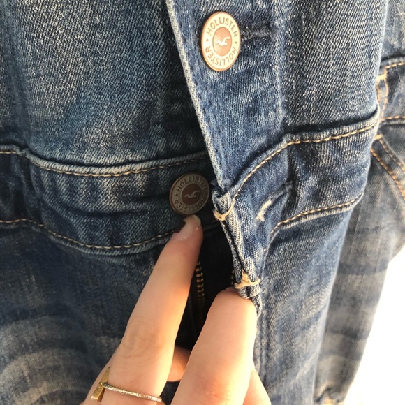 Hollister | Boyfriend Overalls Distressed - Picture 7 of 10